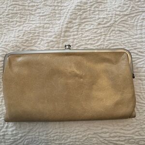 Elegant Tan Leather Clutch